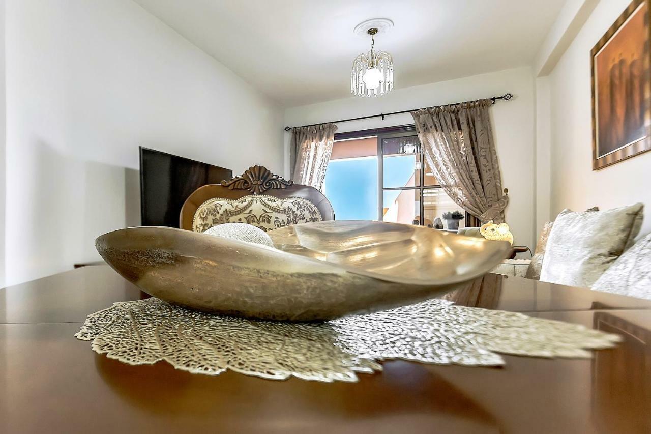 Apartment Elite Palace Адехе Екстер'єр фото