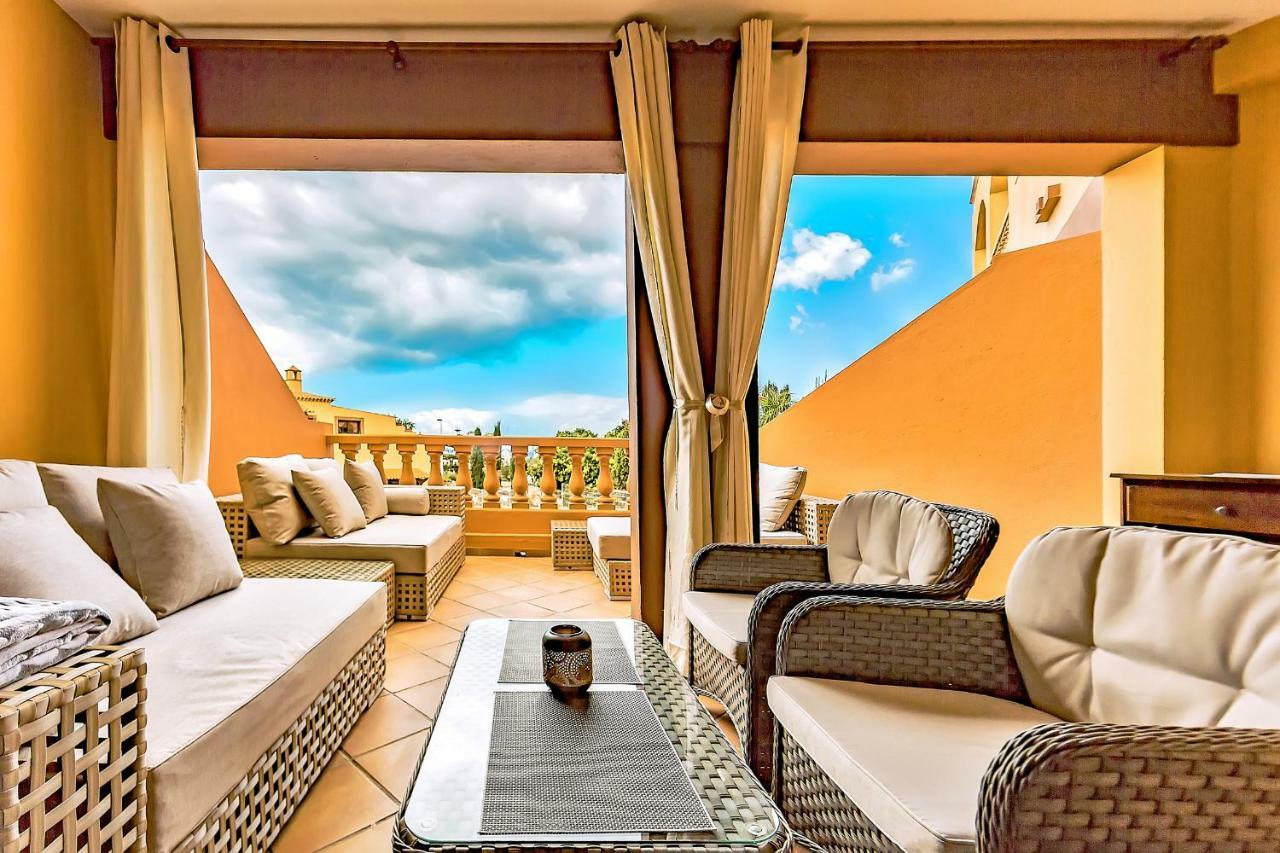 Apartment Elite Palace Адехе Екстер'єр фото
