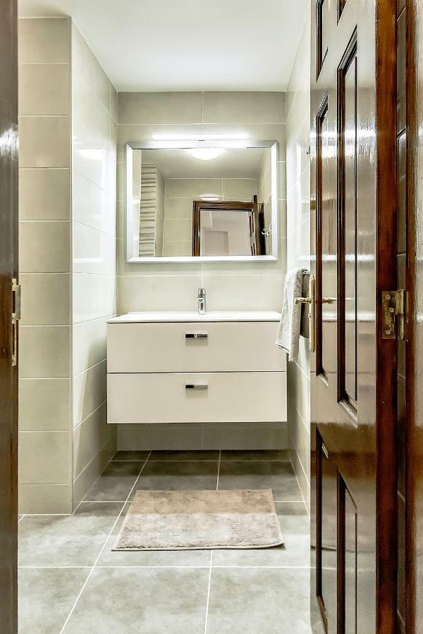 Apartment Elite Palace Адехе Екстер'єр фото