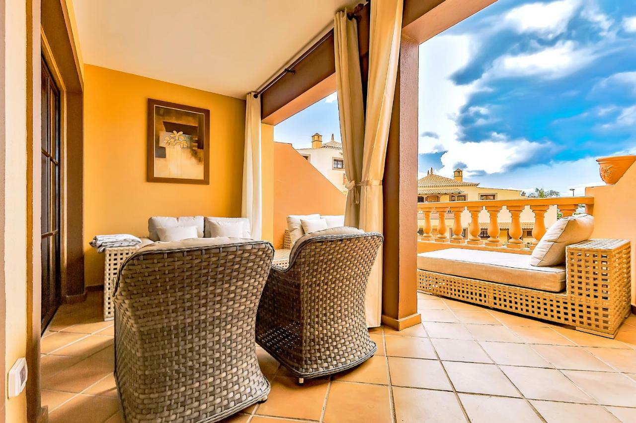 Apartment Elite Palace Адехе Екстер'єр фото